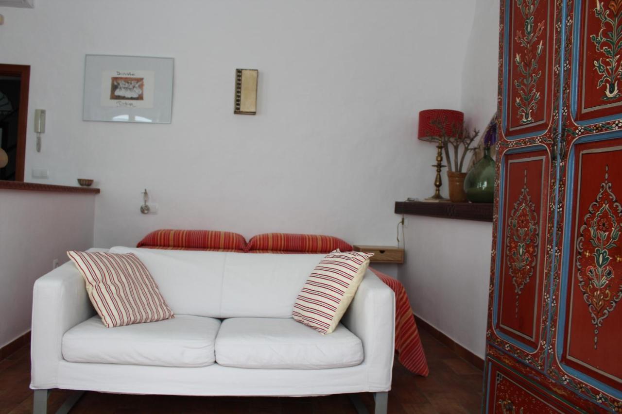 Fonduq Estudios Tarifa Extérieur photo