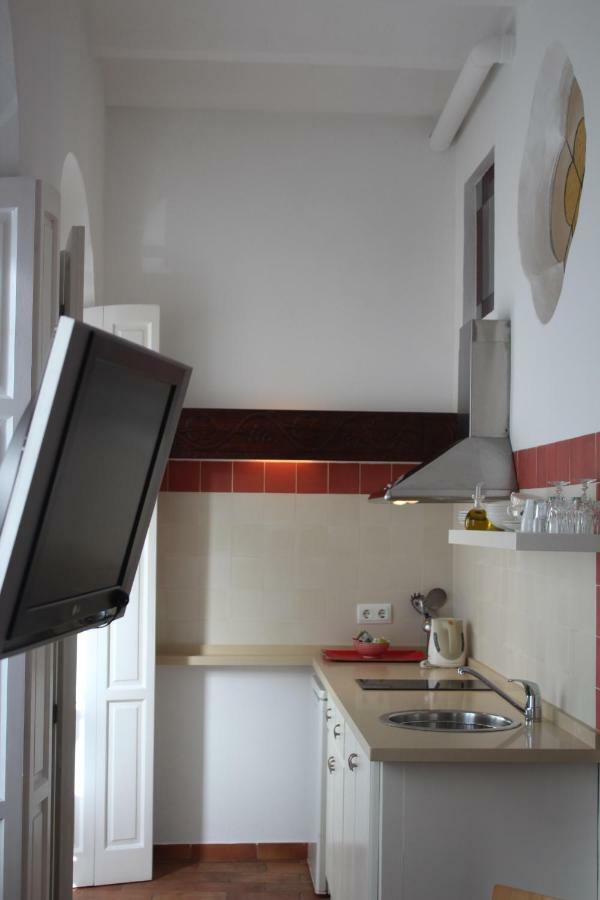 Fonduq Estudios Tarifa Extérieur photo